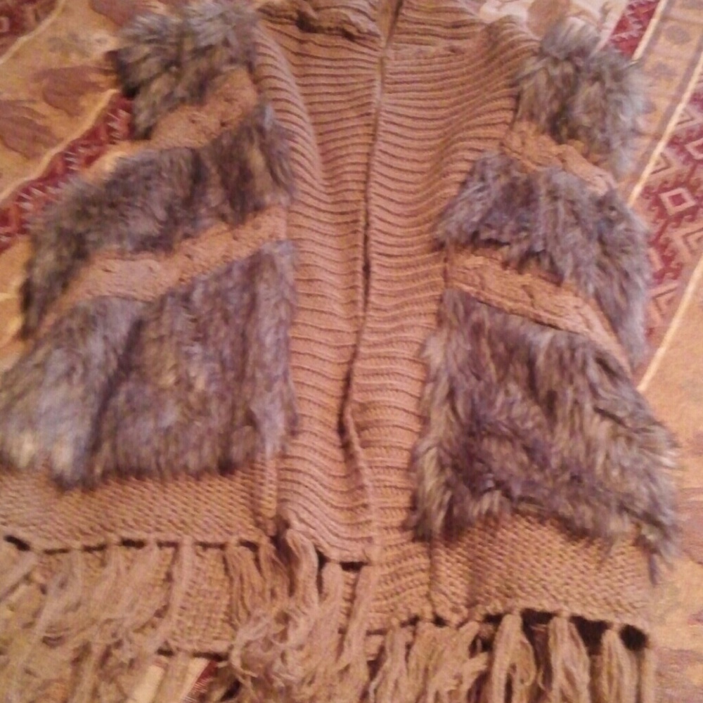 Faux fur sweater vest